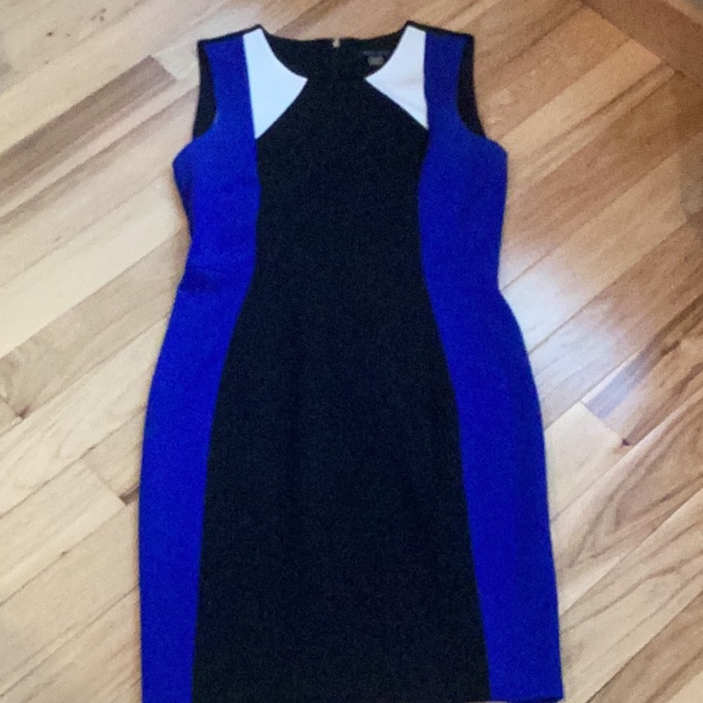 Women’s dress